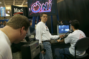File:Filming of Oni MP at Macworld SF 2000 1.jpg